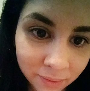 Meet your Posher, Selina